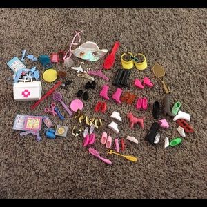 Barbie accessories